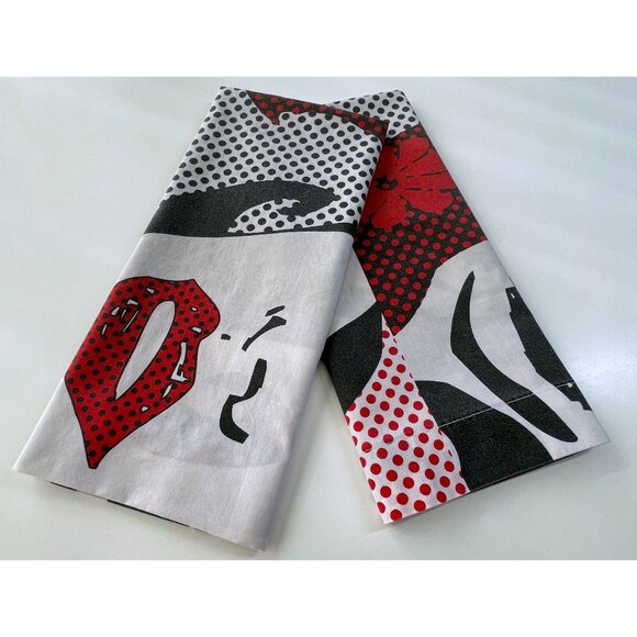 Vintage 80s Pop Art pillowcases set, comic girl with red lips, red black dots - Picture 10 of 10